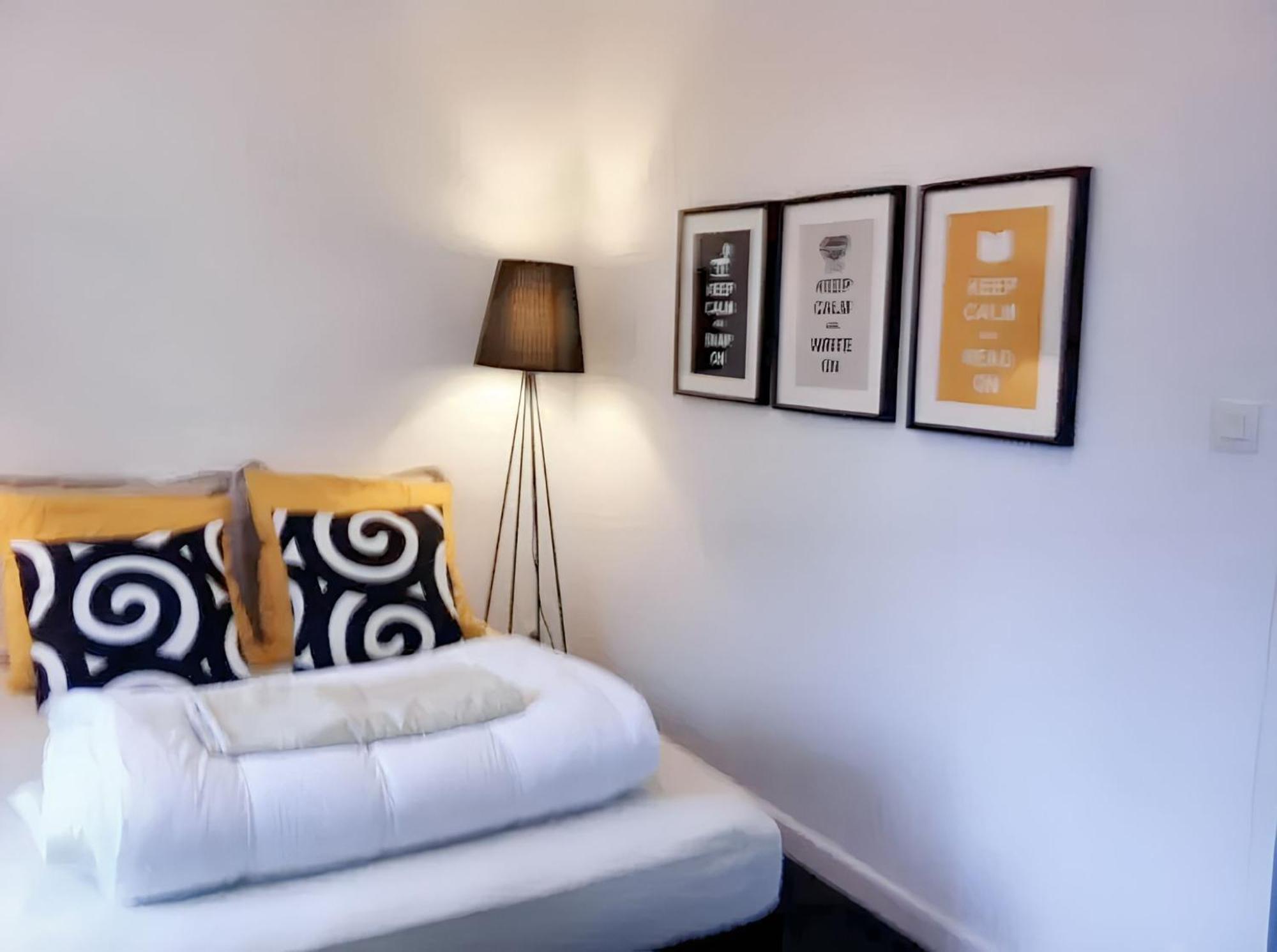 Appartement Moderne A Granville 55 M² Vue Sur Mer Kültér fotó